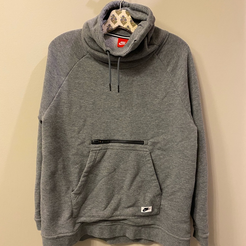 Nike sweatshirt